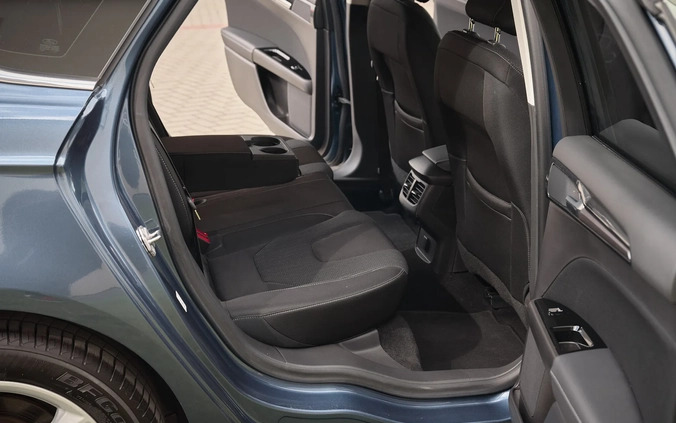 Ford Mondeo cena 79900 przebieg: 117000, rok produkcji 2019 z Płock małe 781
